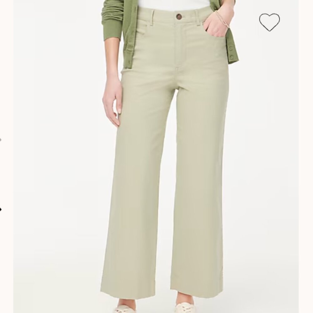 J Crew High-rise wide-leg cropped pant in pale surplus in size 30